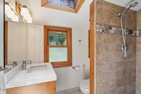 Bath - 31501 Comptche Ukiah Rd, Comptche, CA 95427 photo 2 of 2
