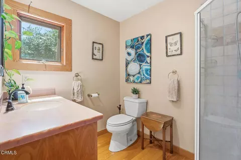Bath - 3400 Chardonnay Ln, Philo, CA 95466 photo 3 of 4