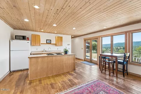 Kitchen - 3400 Chardonnay Ln, Philo, CA 95466 photo 5 of 5