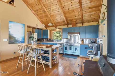 Kitchen - 3400 Chardonnay Ln, Philo, CA 95466 photo 2 of 5