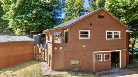 Exterior - 18961 Symes Ln, Fort Bragg, CA 95437 photo 10 of 14