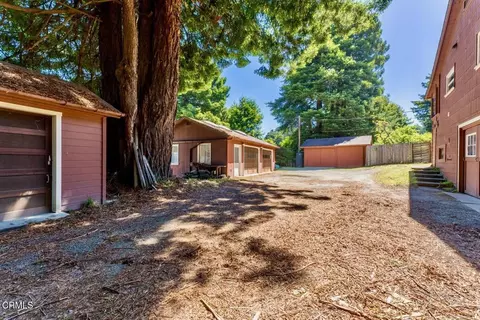 Exterior - 18961 Symes Ln, Fort Bragg, CA 95437 photo 4 of 14