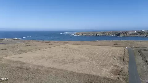 19300 Monterey Ave, Fort Bragg, CA 95437