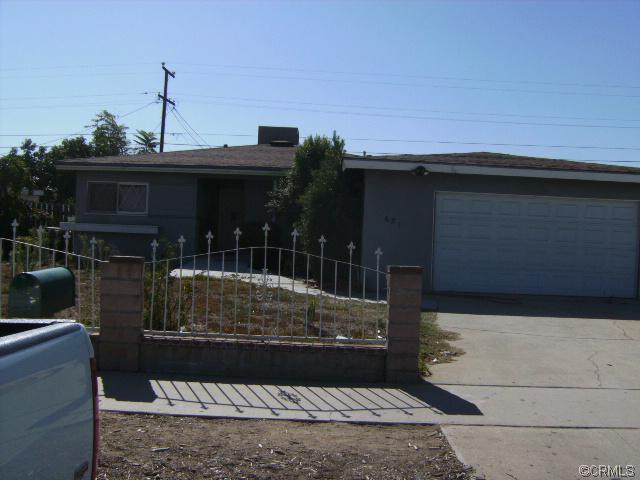 621 E Merrill Ave, Rialto, CA 92376 photo 1