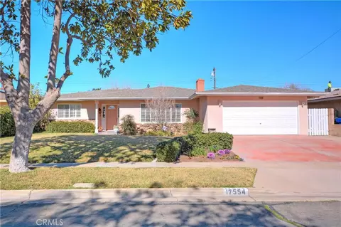 17554 Hibiscus St, Fontana, CA 92335 photo 1