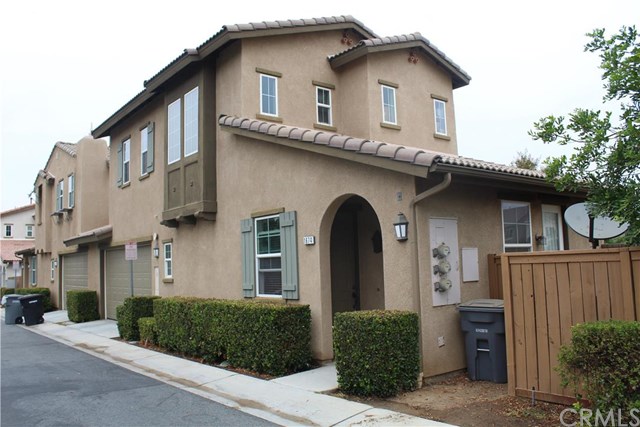 1674 Green Hills Pl, Perris, CA 92571 photo 1