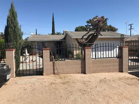16136 Pine St, Hesperia, CA 92345 photo 1