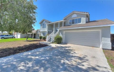 7570 Stoney Creek Dr, Highland, CA 92346 photo 1