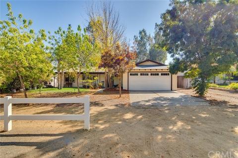 5477 Bluff St, Norco, CA 92860 photo 1