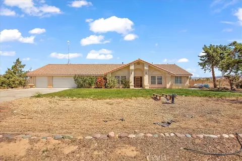 21868 Pacific St, Apple Valley, CA 92308 photo 1