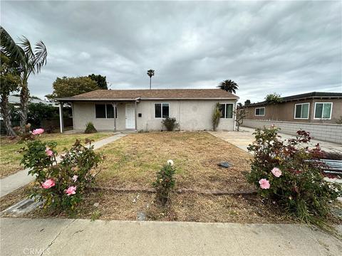 3328 E Clinton St, Oxnard, CA 93033 photo 1