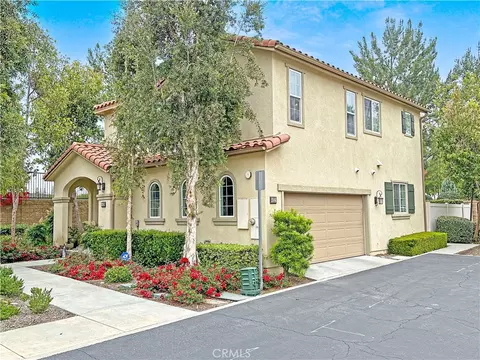 452 Cardinal Ln, Upland, CA 91786 photo 1