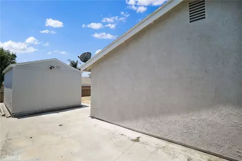 16321 Fontlee Ln, Fontana, CA 92335 photo 1