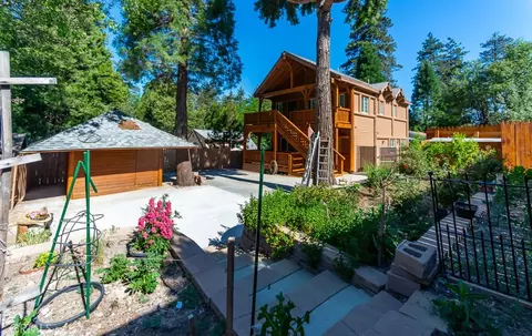 22831 Juniper Ln, Crestline, CA 92325 photo 1