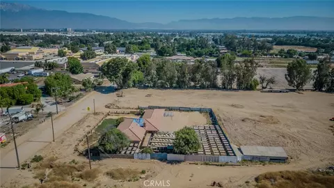 View/Area - 11273 Alder Ave, Bloomington, CA 92316 photo 2 of 11
