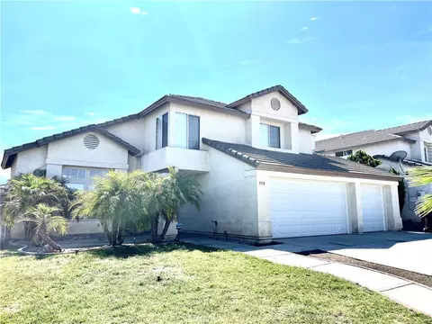 750 Colorado Dr, Hemet, CA 92544