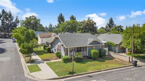 202 W Railway St, San Dimas, CA 91773