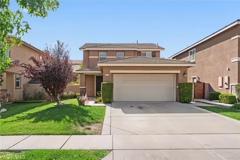 18374 Evening Primrose Ln, San Bernardino, CA 92407