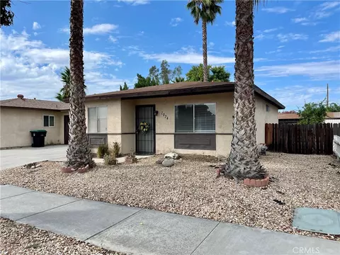 2024 Flores St, Hemet, CA 92545
