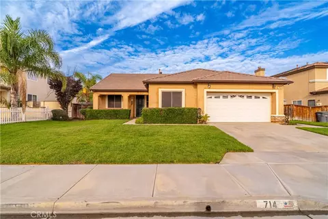 714 Grassy Meadow Dr, San Jacinto, CA 92582