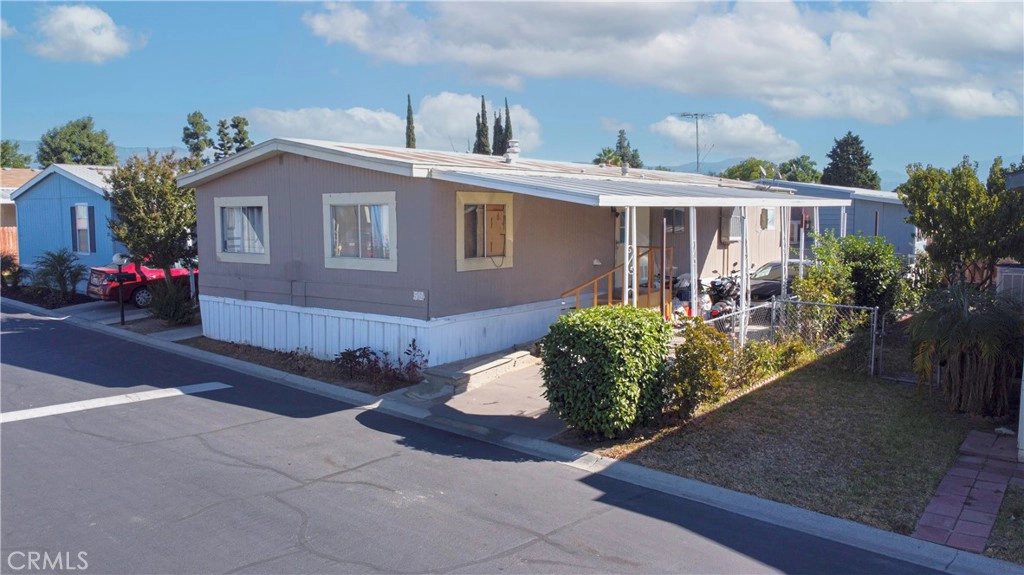 2151 W Rialto Ave Unit SPC 52  