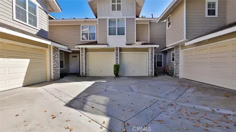 302 Chandler W, Highland, CA 92346