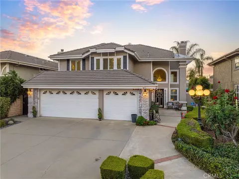 4933 Calle El Toro, La Verne, CA 91750