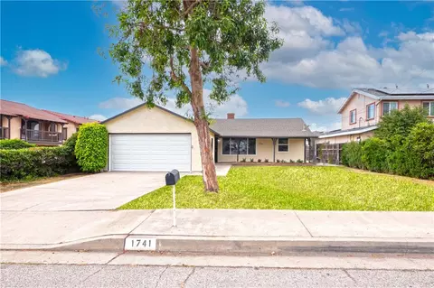1741 S Valley Center Ave, Glendora, CA 91740