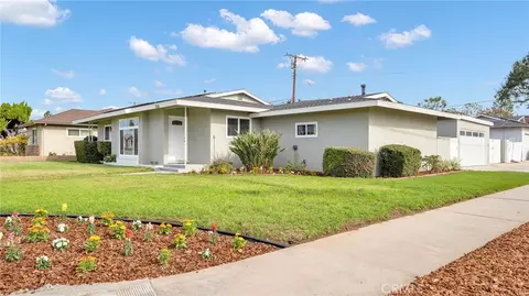 350 S Houser Dr, Covina, CA 91722