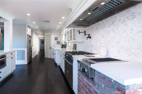 1033 Hicrest Rd, Glendora, CA 91741