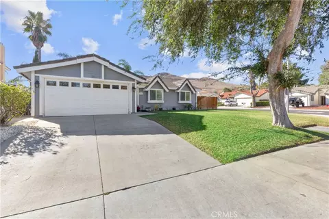 10812 Wright Dr, Riverside, CA 92505