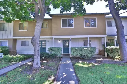 653 E Matchwood Pl, Azusa, CA 91702