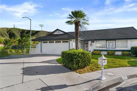 3295 Edgemont Ct, San Bernardino, CA 92405