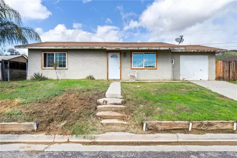 17430 Bromley Ave, Lake Elsinore, CA 92530