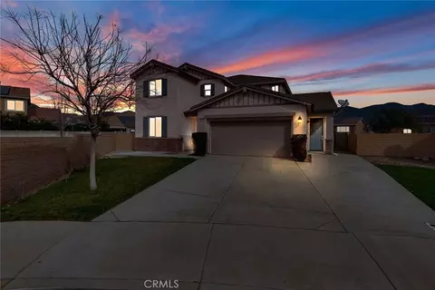 17994 Lacebark Ct, San Bernardino, CA 92407