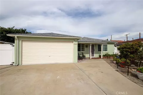 17093 E Coolfield Dr, Covina, CA 91722