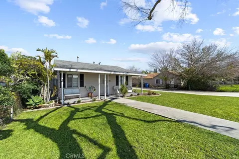 963 W Bayless St, Azusa, CA 91702