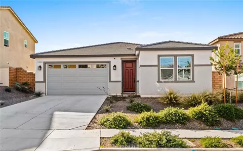 7541 Citrusmoon Ct, Riverside, CA 92507