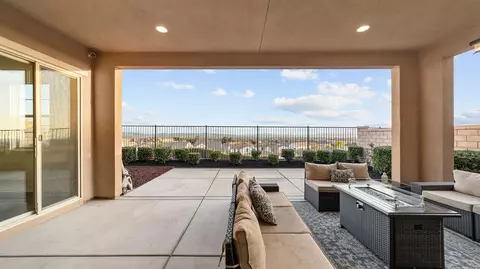 610 E Desert Willow Rd, Azusa, CA 91702
