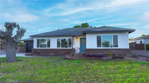400 E Cornell Dr, Rialto, CA 92376 photo 1