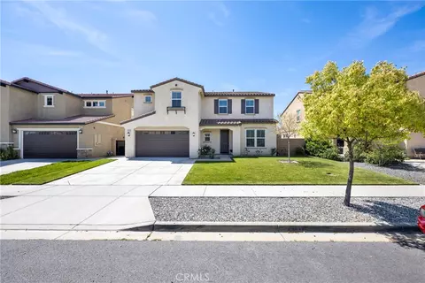 16981 Schneider St, Fontana, CA 92336