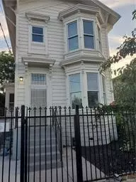 1537 9th St, Oakland, CA 94607
