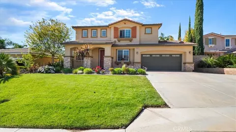 29397 Cascade Ct, Lake Elsinore, CA 92530