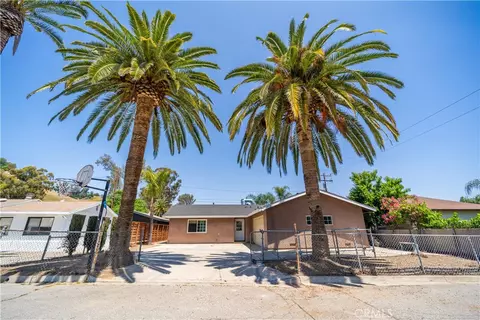 17208 Shrier Dr, Lake Elsinore, CA 92530