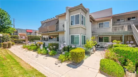 802 Cinnamon Ln, Duarte, CA 91010