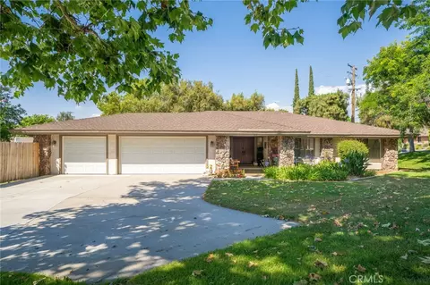 1519 Lynne Ct, Redlands, CA 92373 photo 1