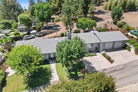 219 W 5th St, San Dimas, CA 91773