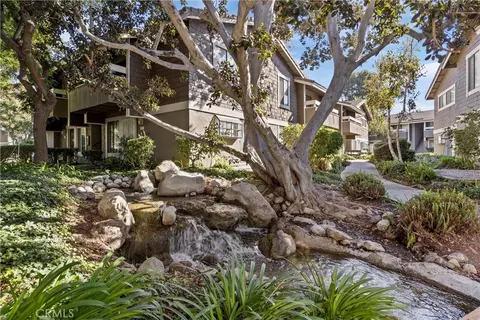 23 Streamwood, Irvine, CA 92620