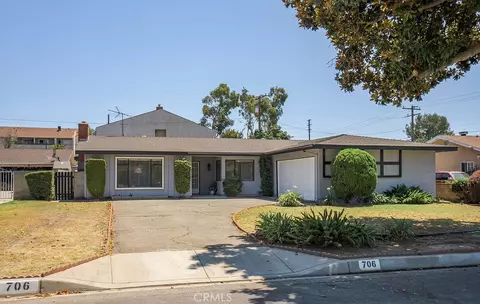706 N Myrtlewood Ave, West Covina, CA 91791