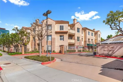 130 S Barranca St #108, West Covina, CA 91791